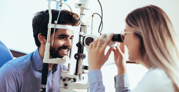 5 REASONS TO SCHEDULE AN EYE EXAM NOW