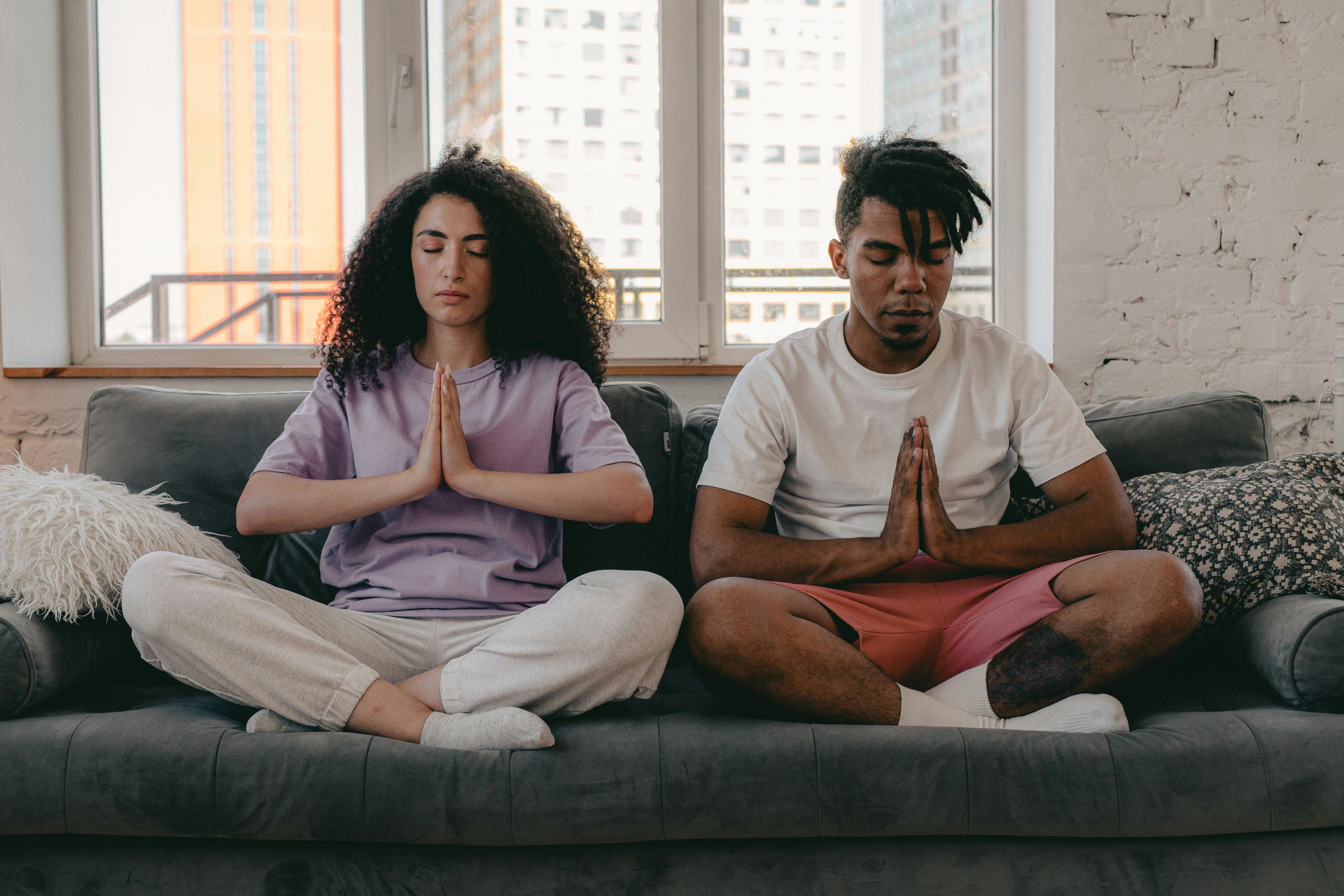 Breathwork vs Meditation — What's the Difference and Which One Is Right for You?