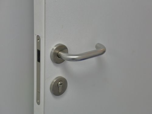  Vehicle Lockout Assistance
