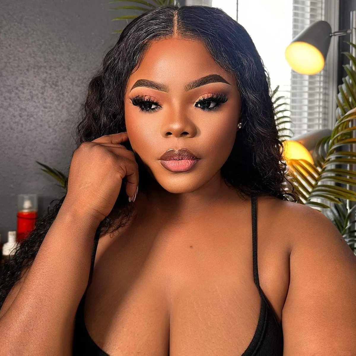 Luxury Full Glam makeup application by JB's Dazzle featuring contour, lashes, and radiant skin.