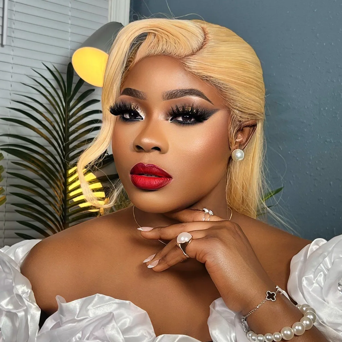 Dramatic Full Glam makeup artist in Hyattsville, MD creating flawless beauty for every occasion.