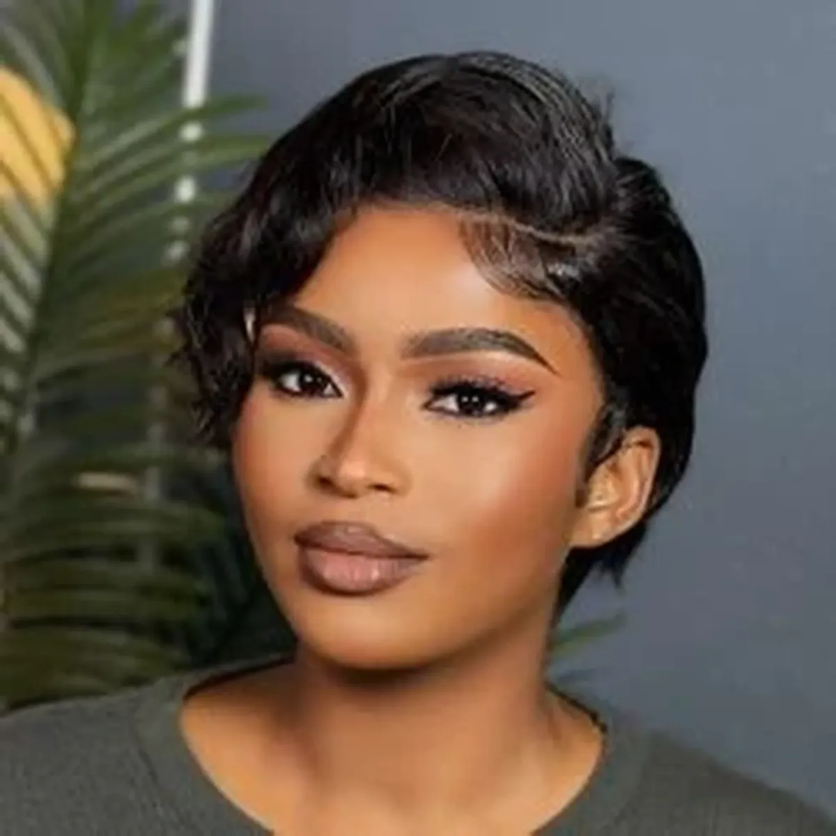 Soft natural glam makeup by JB's Dazzle in Hyattsville, Maryland with radiant skin and elegant eye makeup.