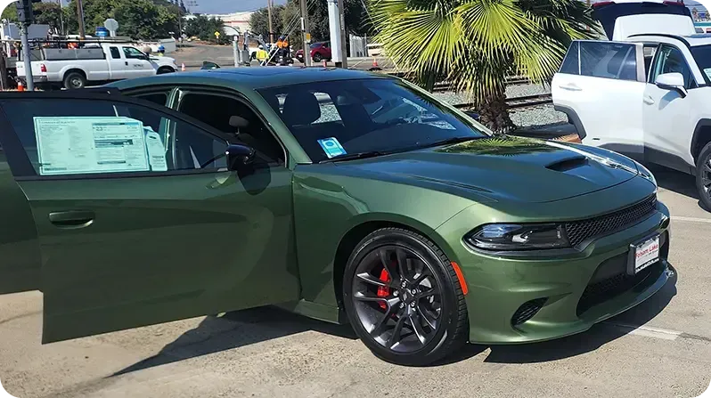 Auto Glass Replacement & Rock Chip Repair