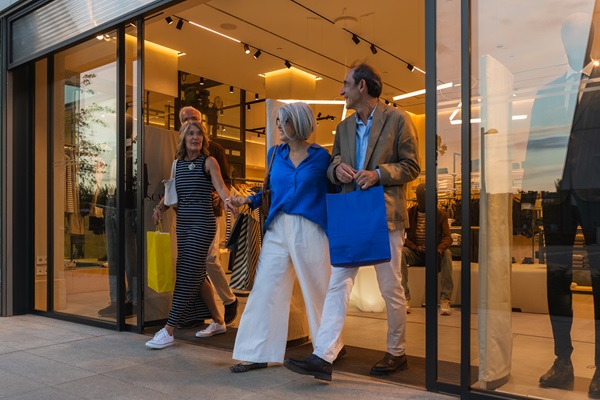 The Psychology Behind Impulse Spending and Retail Marketing