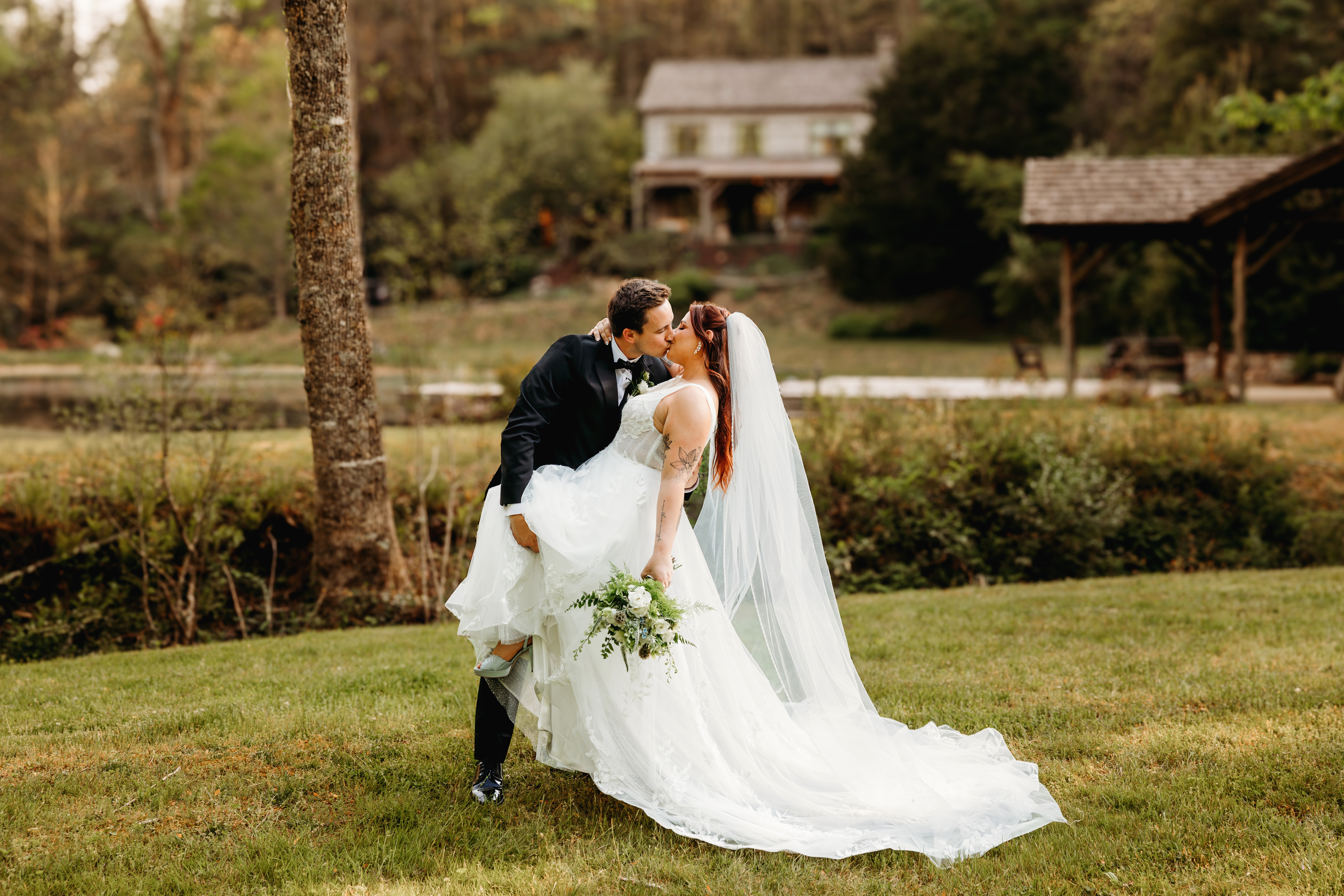 10 Questions to Ask Before You Book Your Wedding Venue