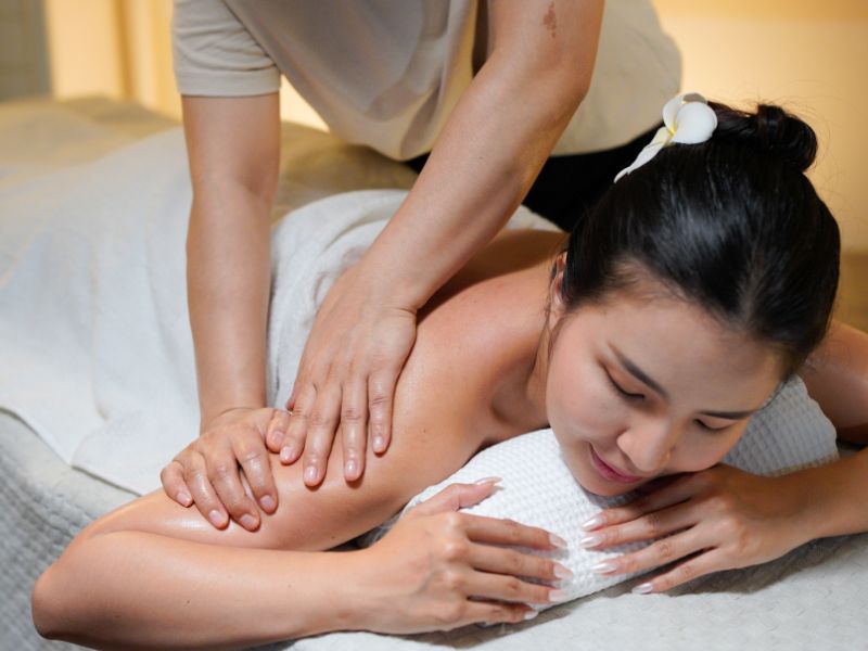 Thai Massage in Hollywood