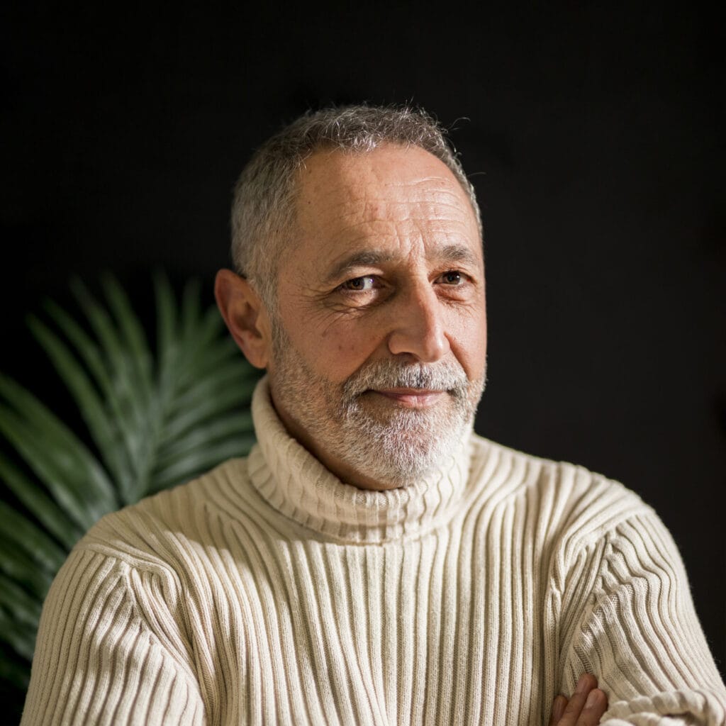 Mark W