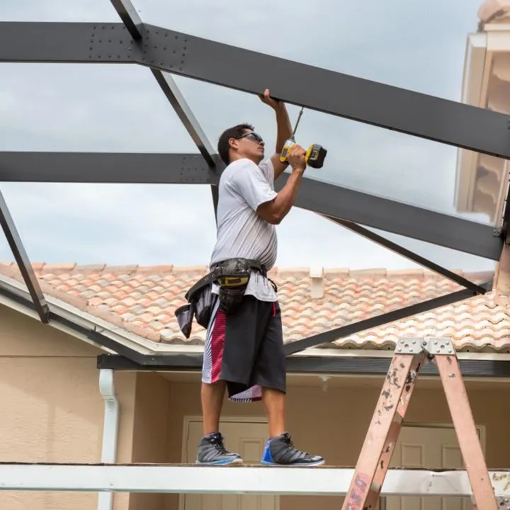 Screen Enclosures installation 