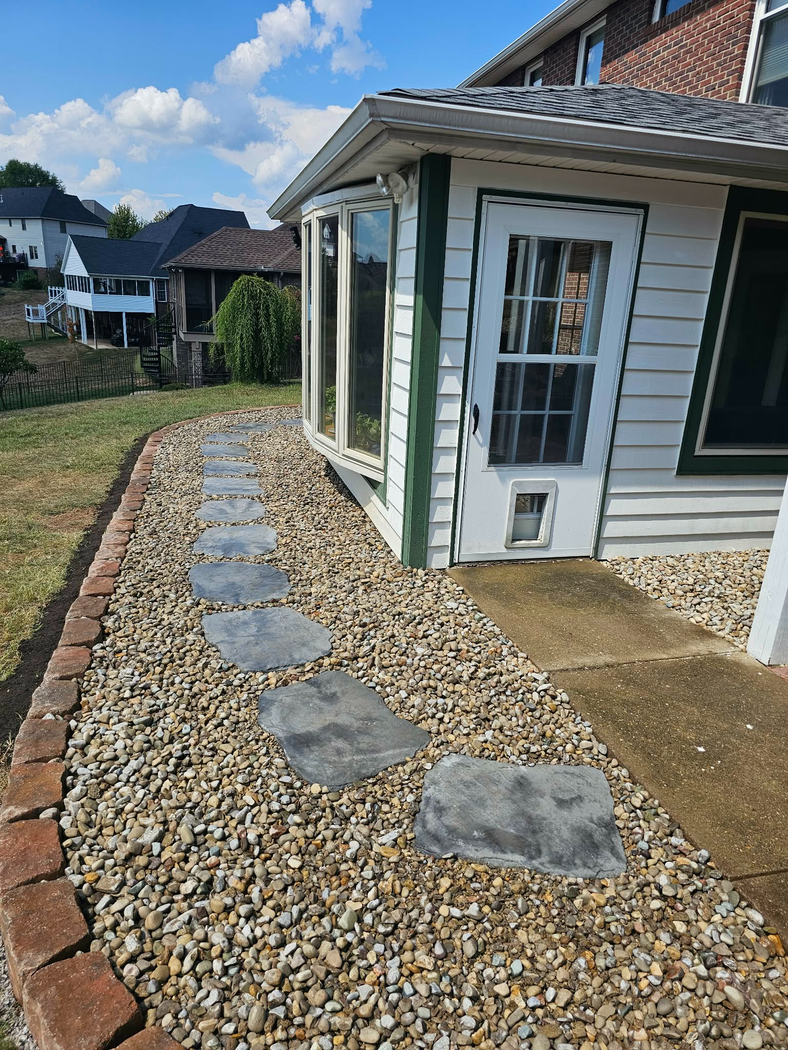 LANDSCAPING MAINTENANCE