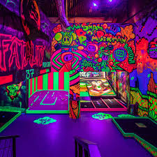 Crazy Gold Bottomless Karaoke