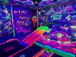 Crazy Golf Bottomless Karaoke