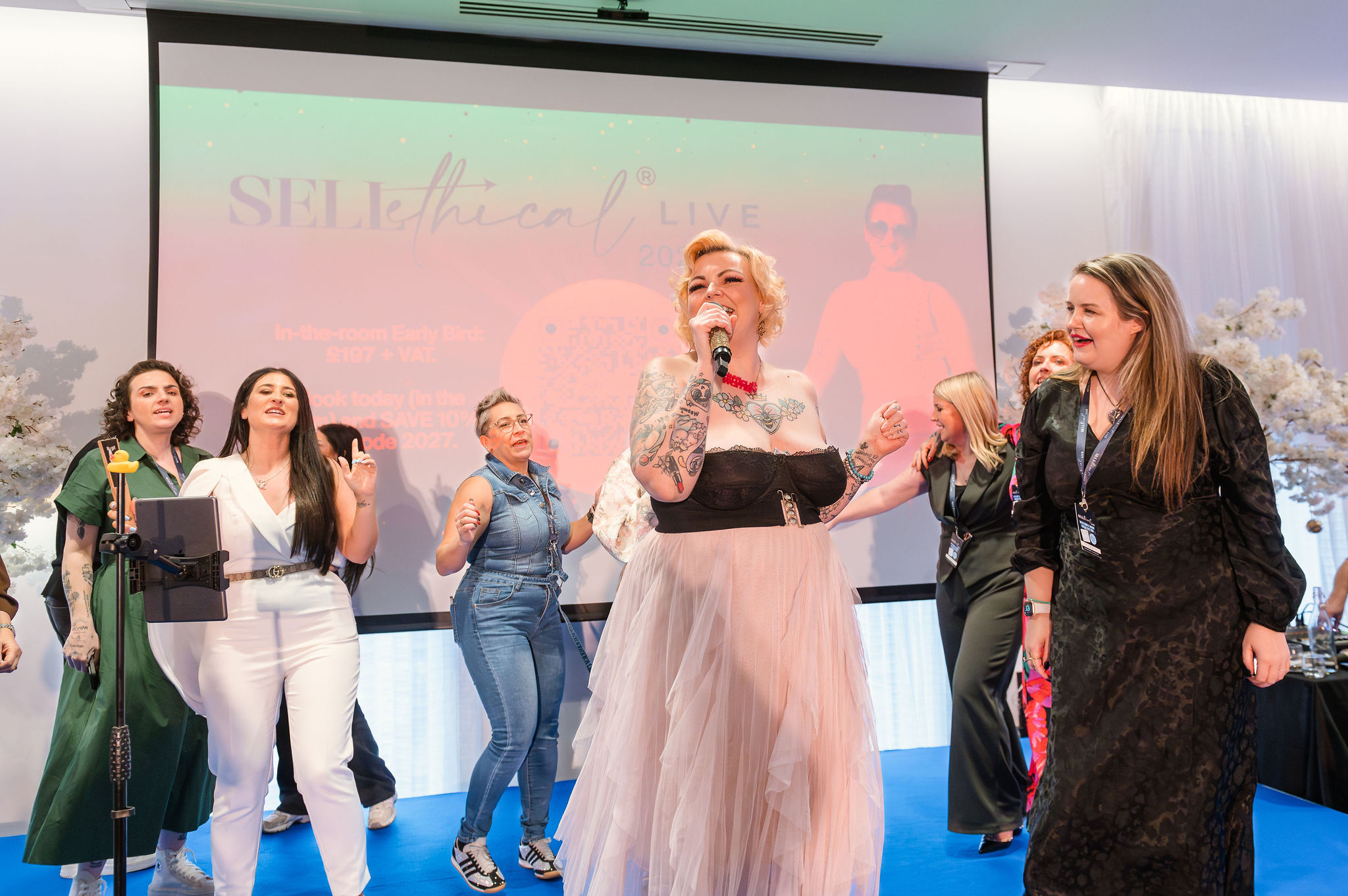 supportive space for women online