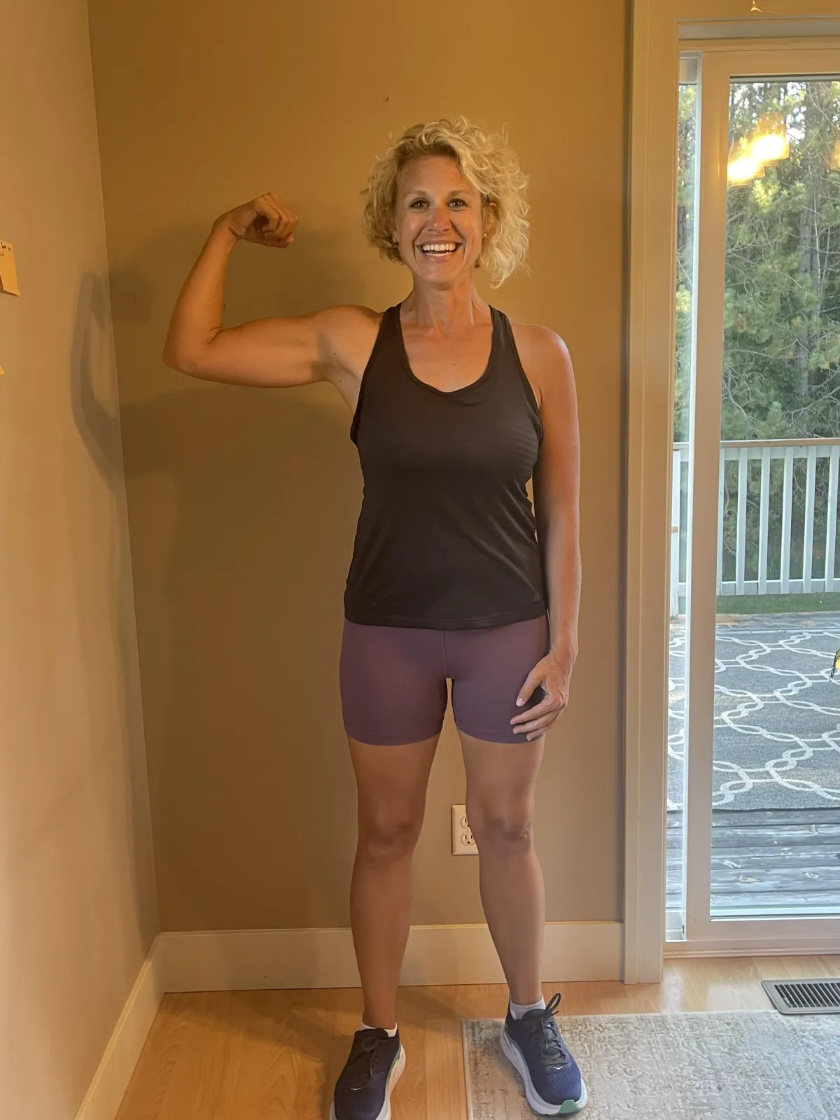 a sign on the side of a building that says make it happen