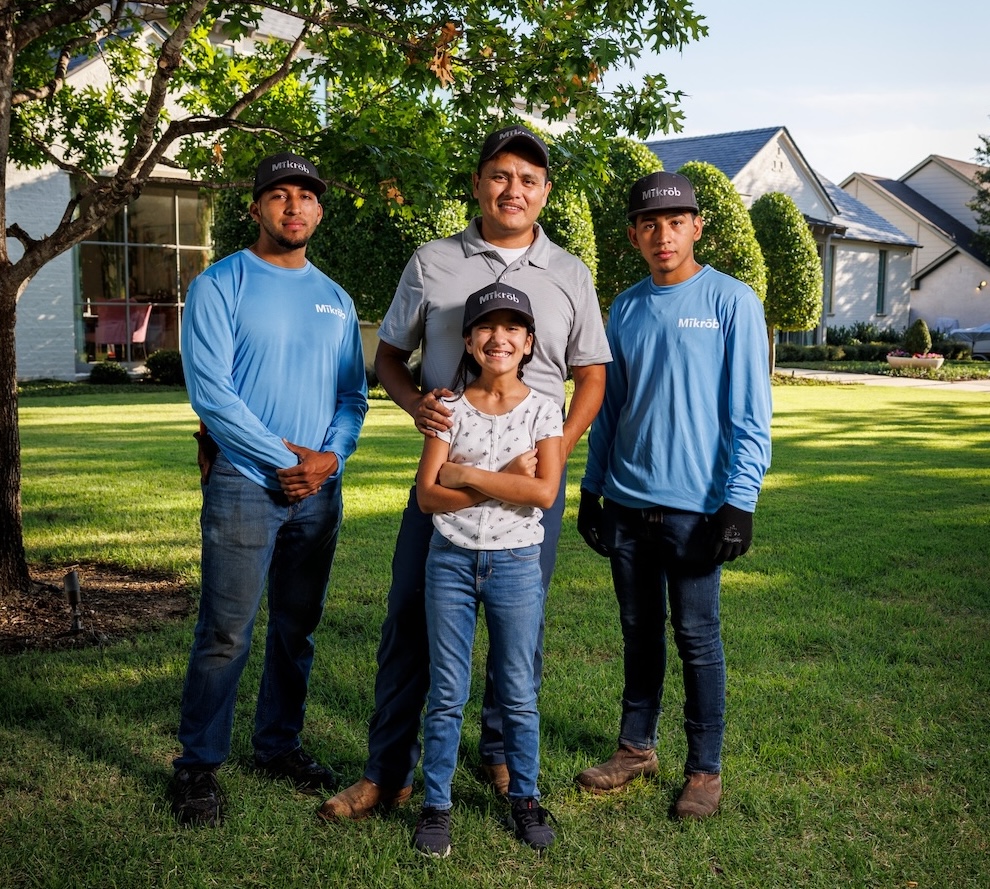 About mikroblawncare