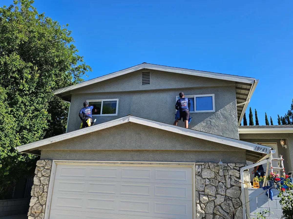 window cleaning Santa Clarita  window cleaning Calabasas  window cleaning Burbank  window cleaning Sherman Oaks  window cleaning Porter Ranch  window cleaning Simi Valley  window cleaning Woodland Hills  window cleaning Northridge  window cleaning Encino  window cleaning Beverly Hills  window cleaning Pasadena  window cleaning Malibu  window cleaning Glendale  window cleaning Hollywood
