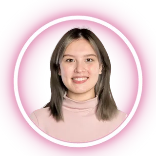 Girl Smiling giving reviews and testimonial