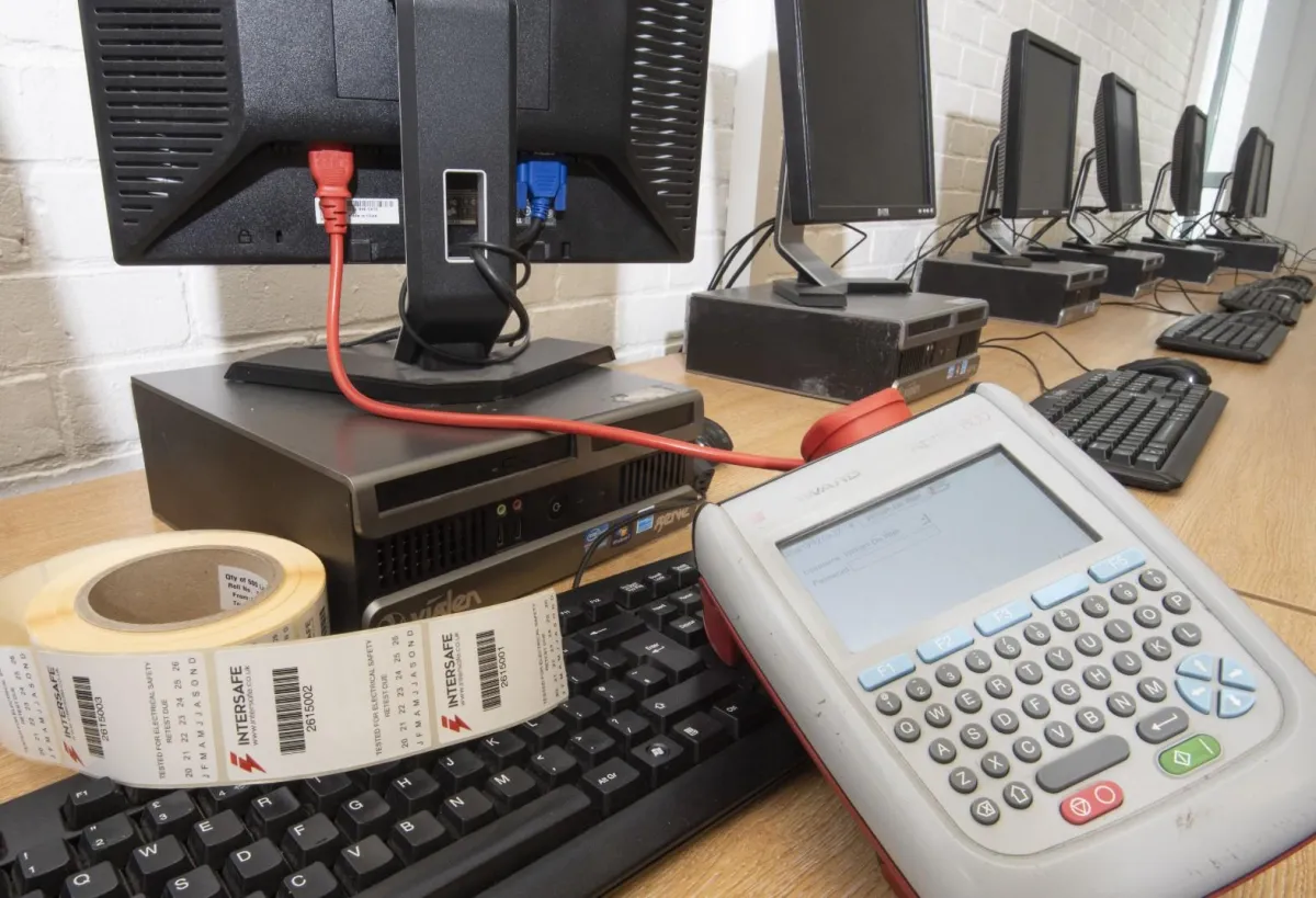 {{ custom_values.service_1 }} in {{custom_values.biz_area_1})