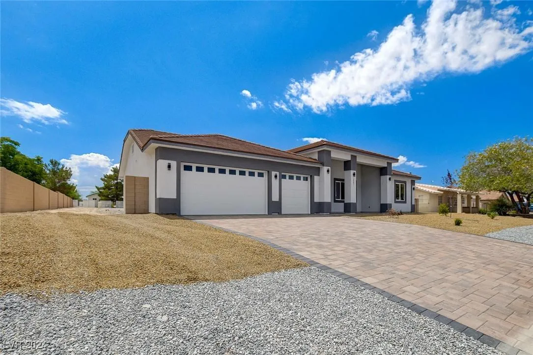 Pahrump Concrete builds and installs Driveway.