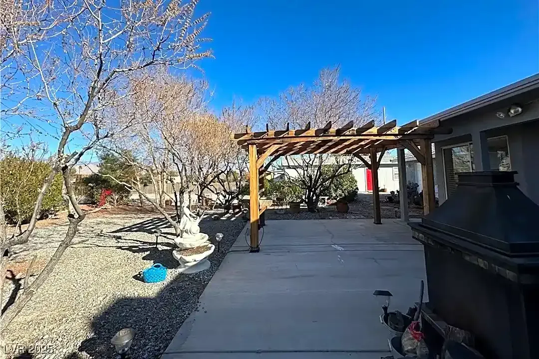 Pahrump Concrete builds and installs patio