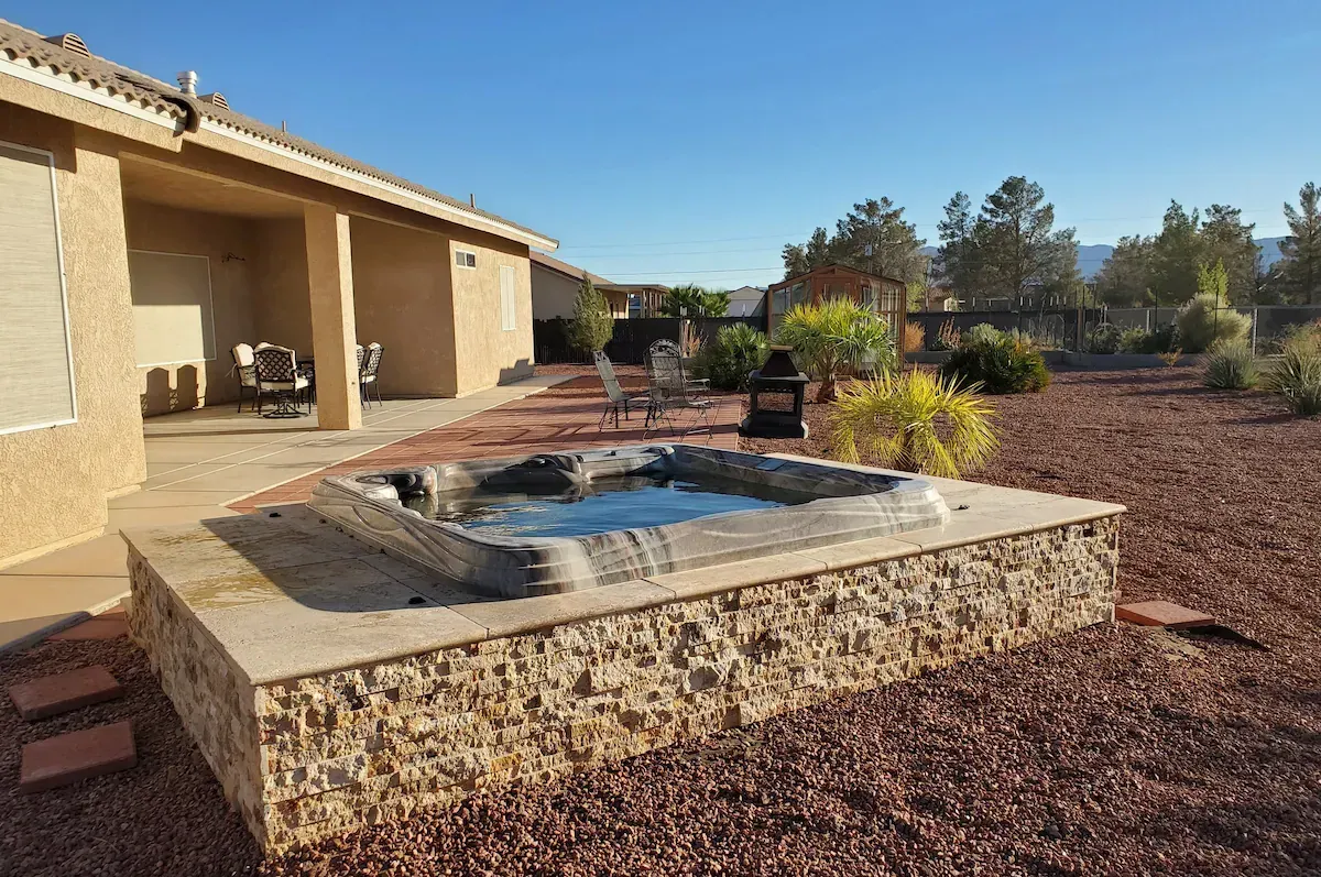 Pahrump Concrete builds and installs Pool