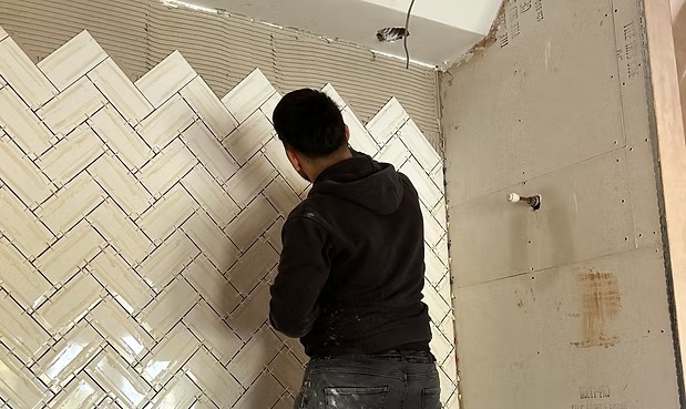 What Is Screeding & Why Is It Important?