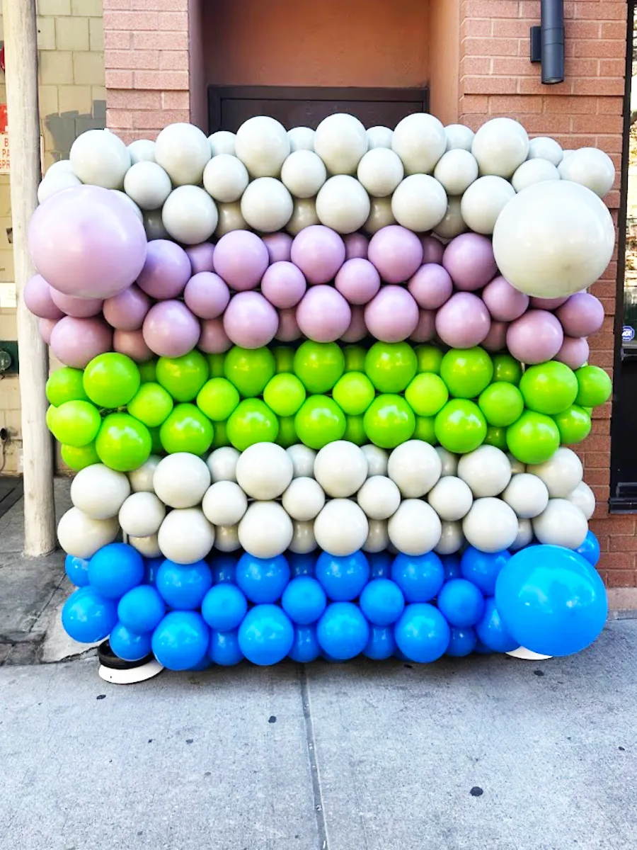 Balloon Walls