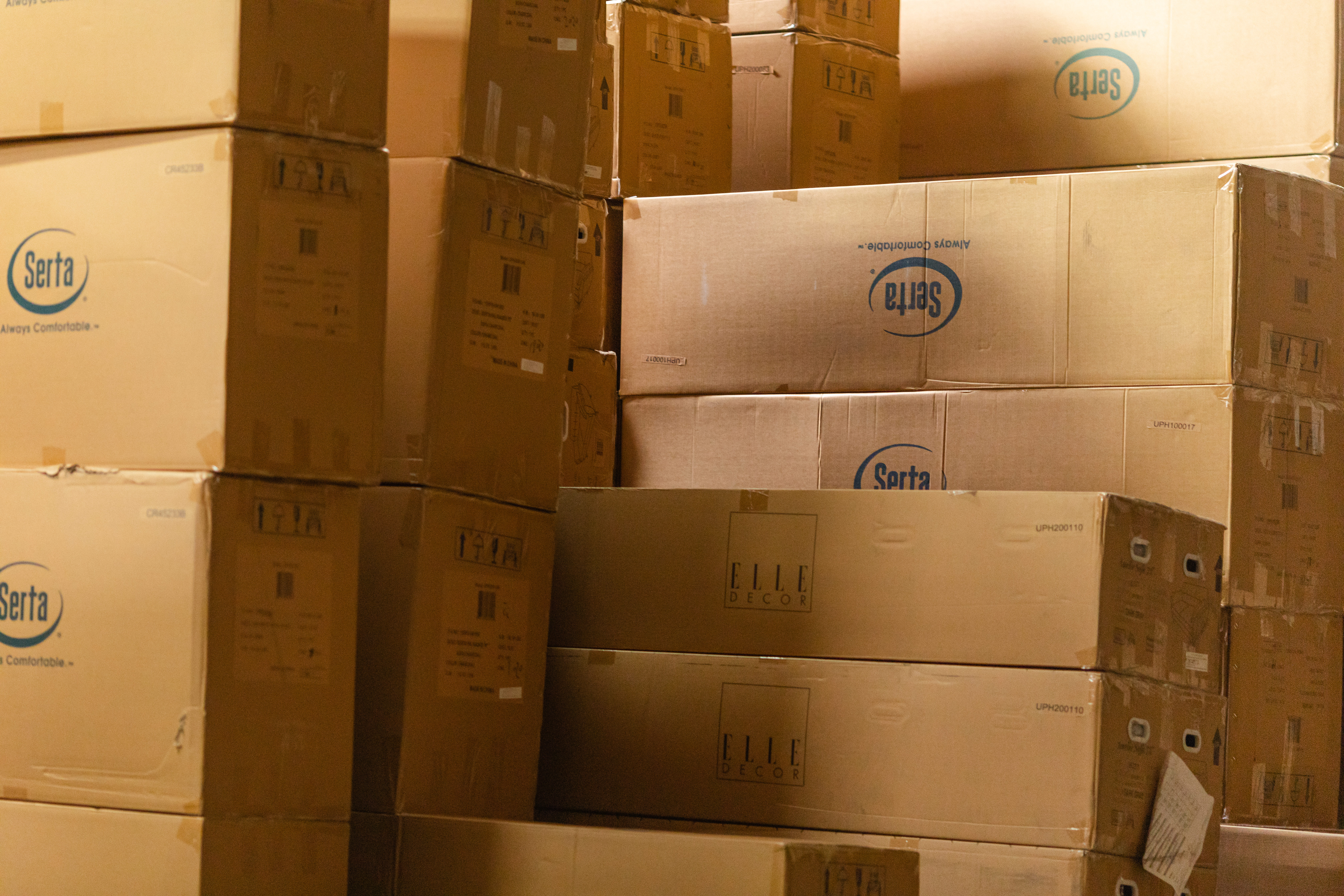 GSW 3PL big and bulky warehouse operations — receiving and staging large home goods, furniture, and oversized freight at Oxnard California 3PL facility