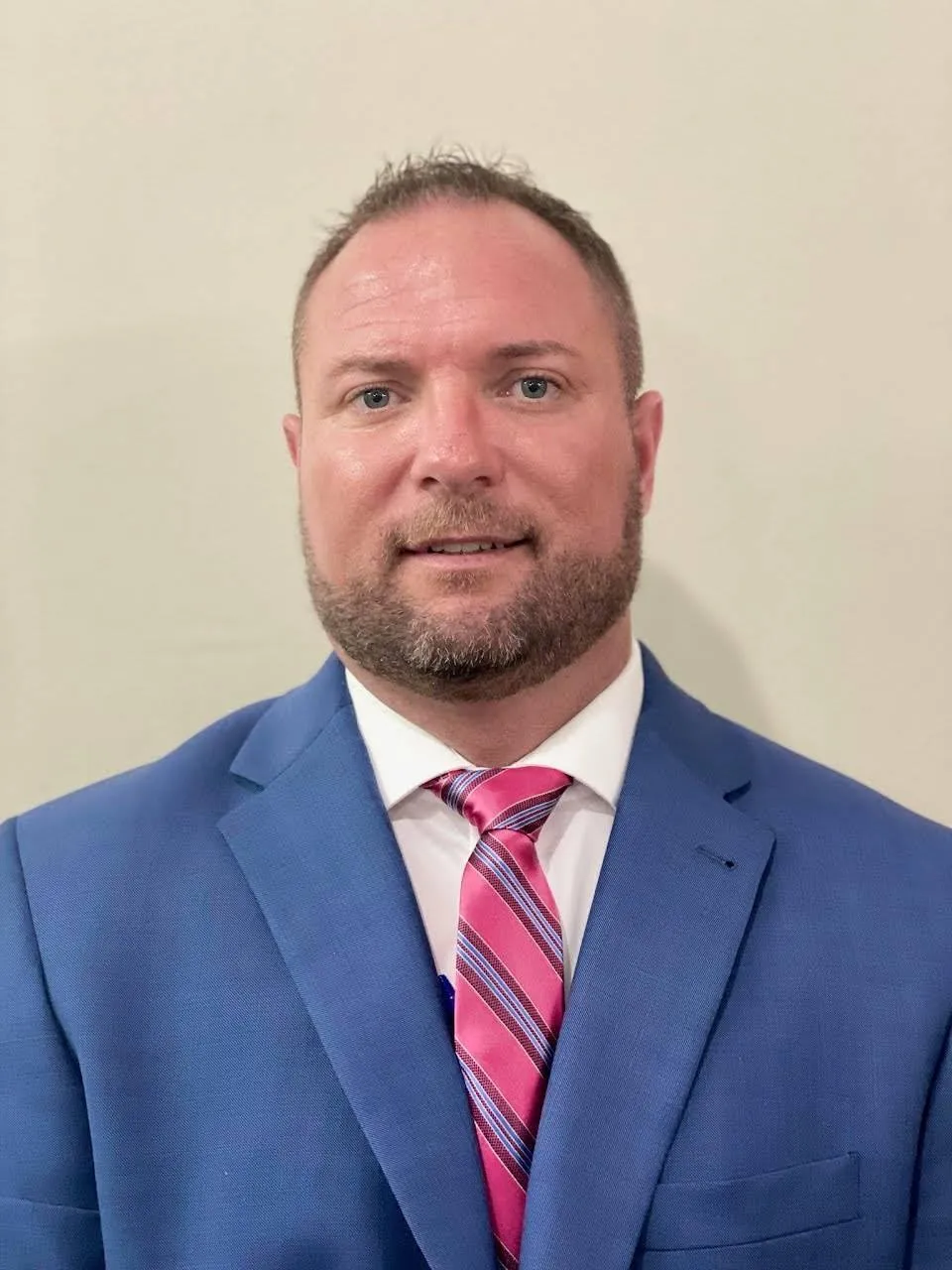 Friendly professional Medicare advisor offering guidance