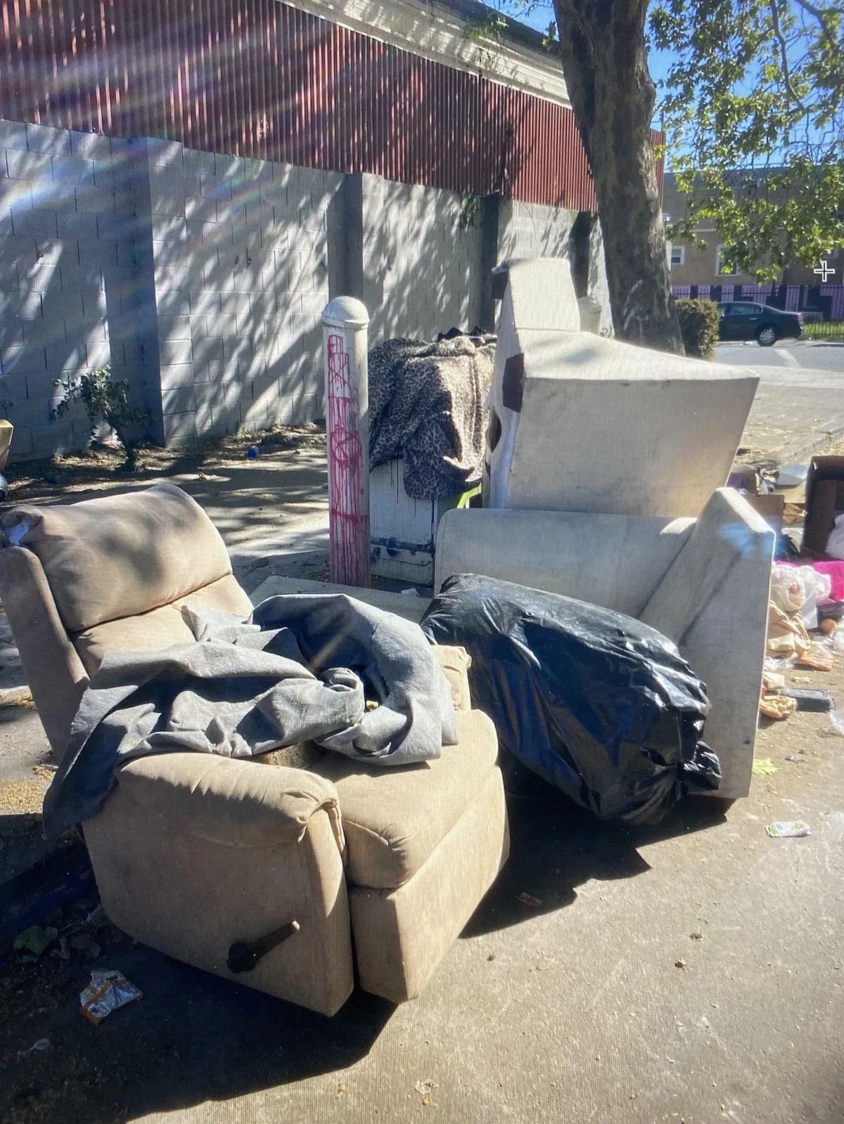 Emergency junk removal Bay Area