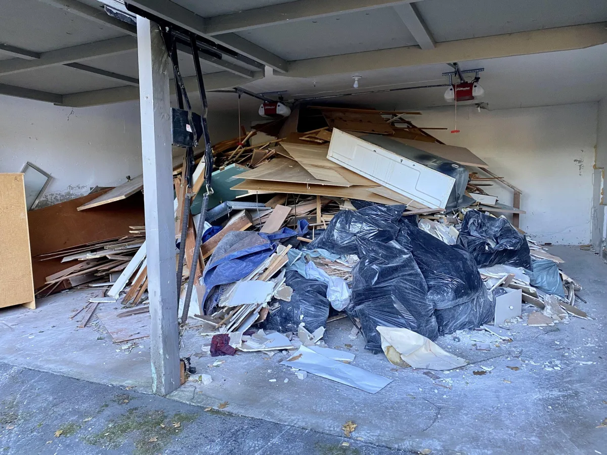 Construction debris removal Oakland