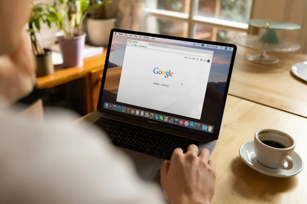 39. SEO vs Social Media: What’s Working for Small Business Marketing in 2025 with Glenneth Reed