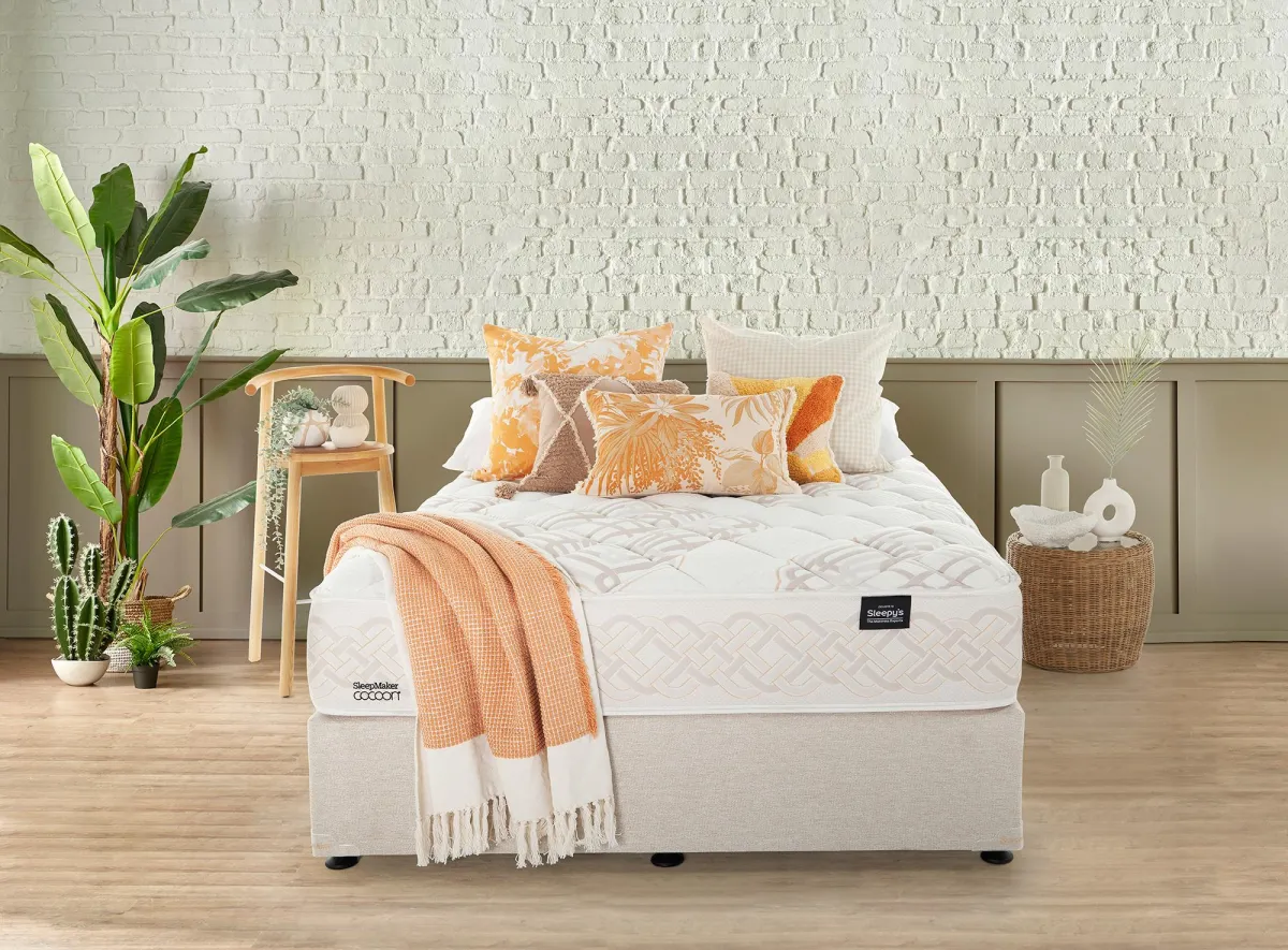 A Sleepmaker Cocoon queen mattress