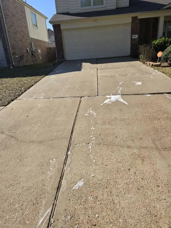 Commercial Parking Lot Cleaning Houston