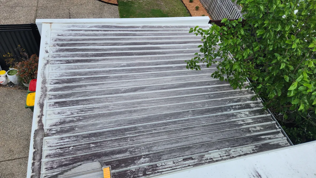 Can a Dirty Roof Cause Leaks?