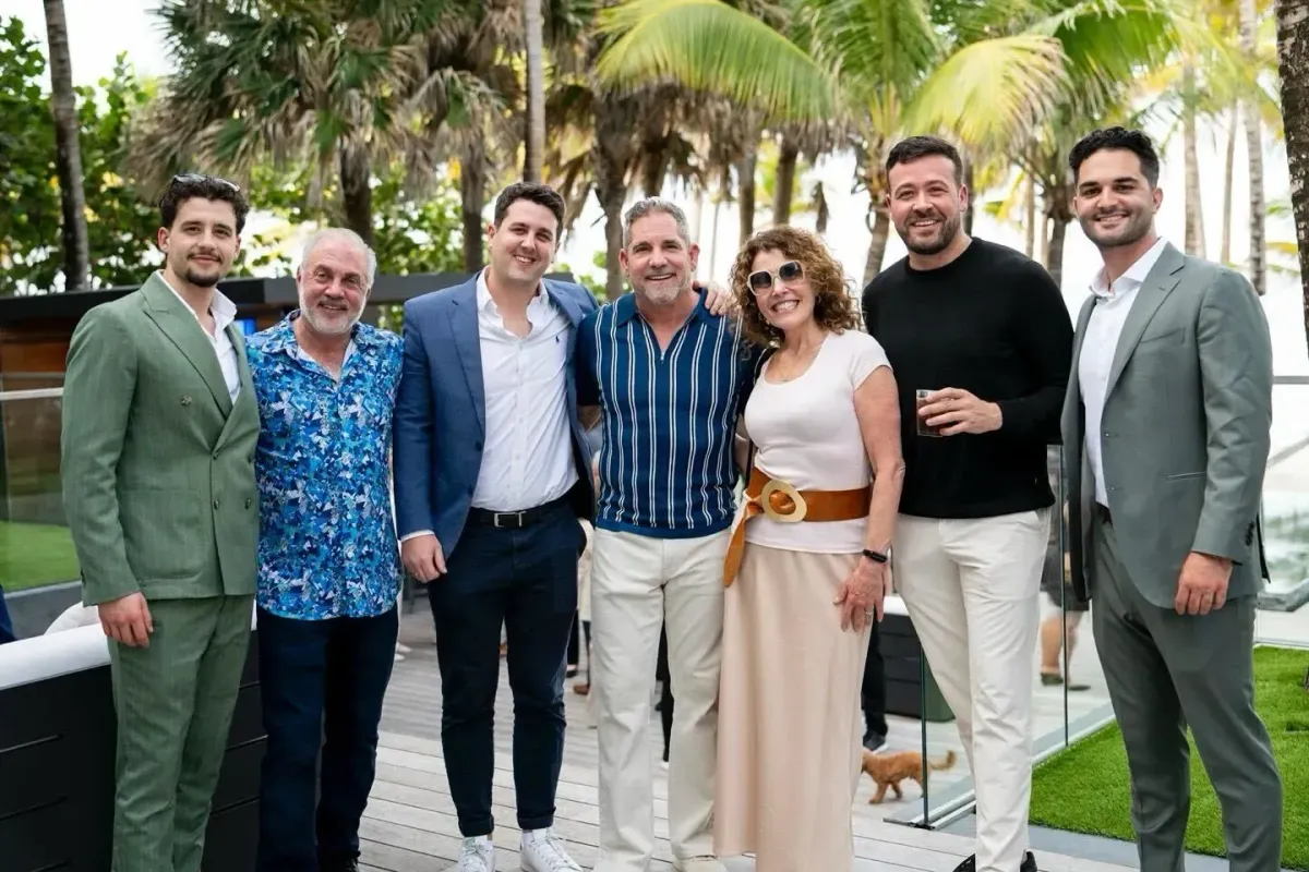 Denis Bilo Presidente Fluence Group e Infrastrutture AI Galleria Eventi & Backstage Casa di Grant Cardone Miami Cardone Capital Cardone Foundation Golden Beach