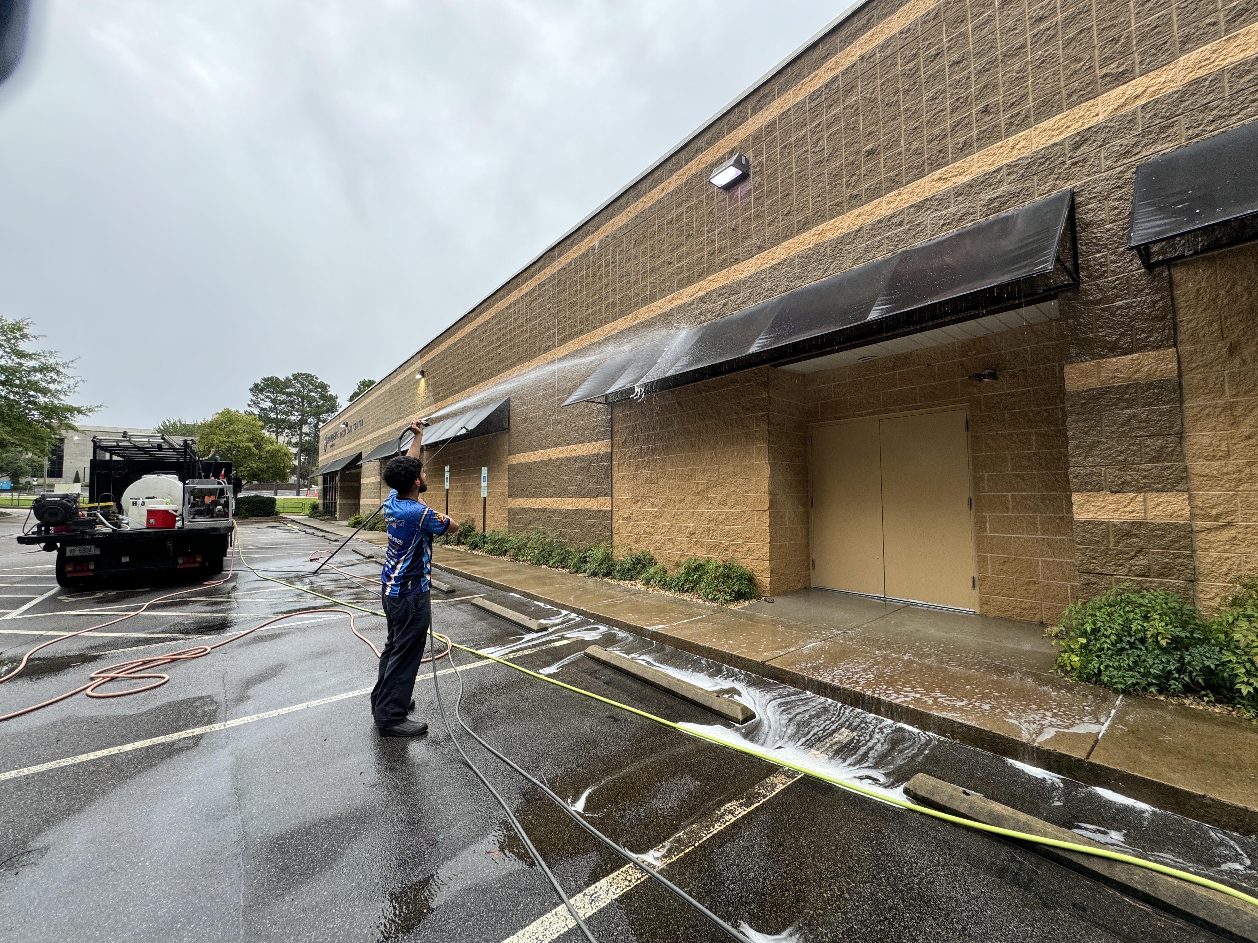 Storefront cleaning service in Raleigh NC