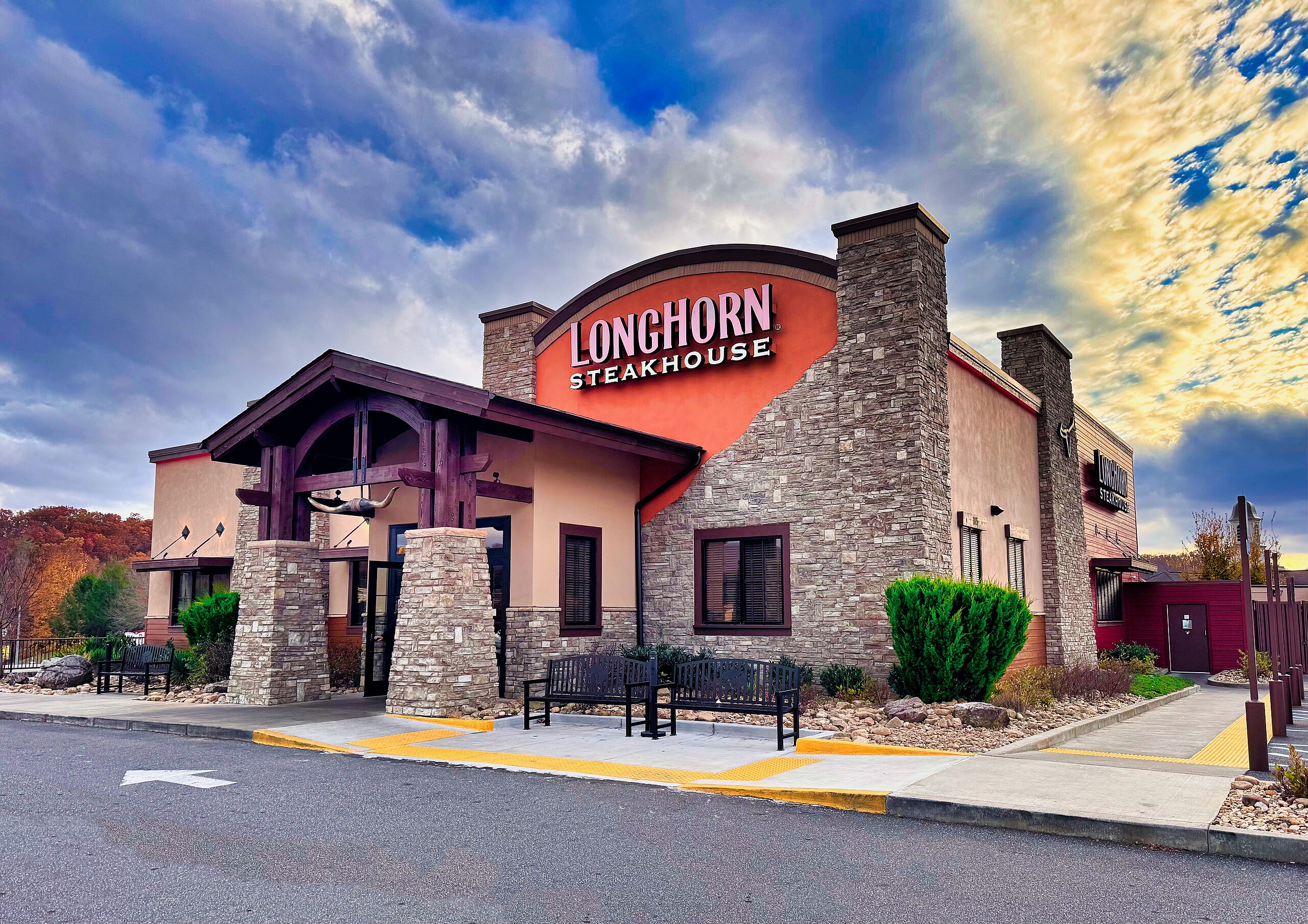 Longhorn Steakhouse South Mopac ATX Location