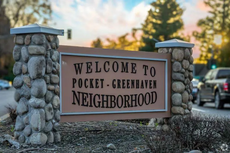 Pocket-Greenhaven, CA