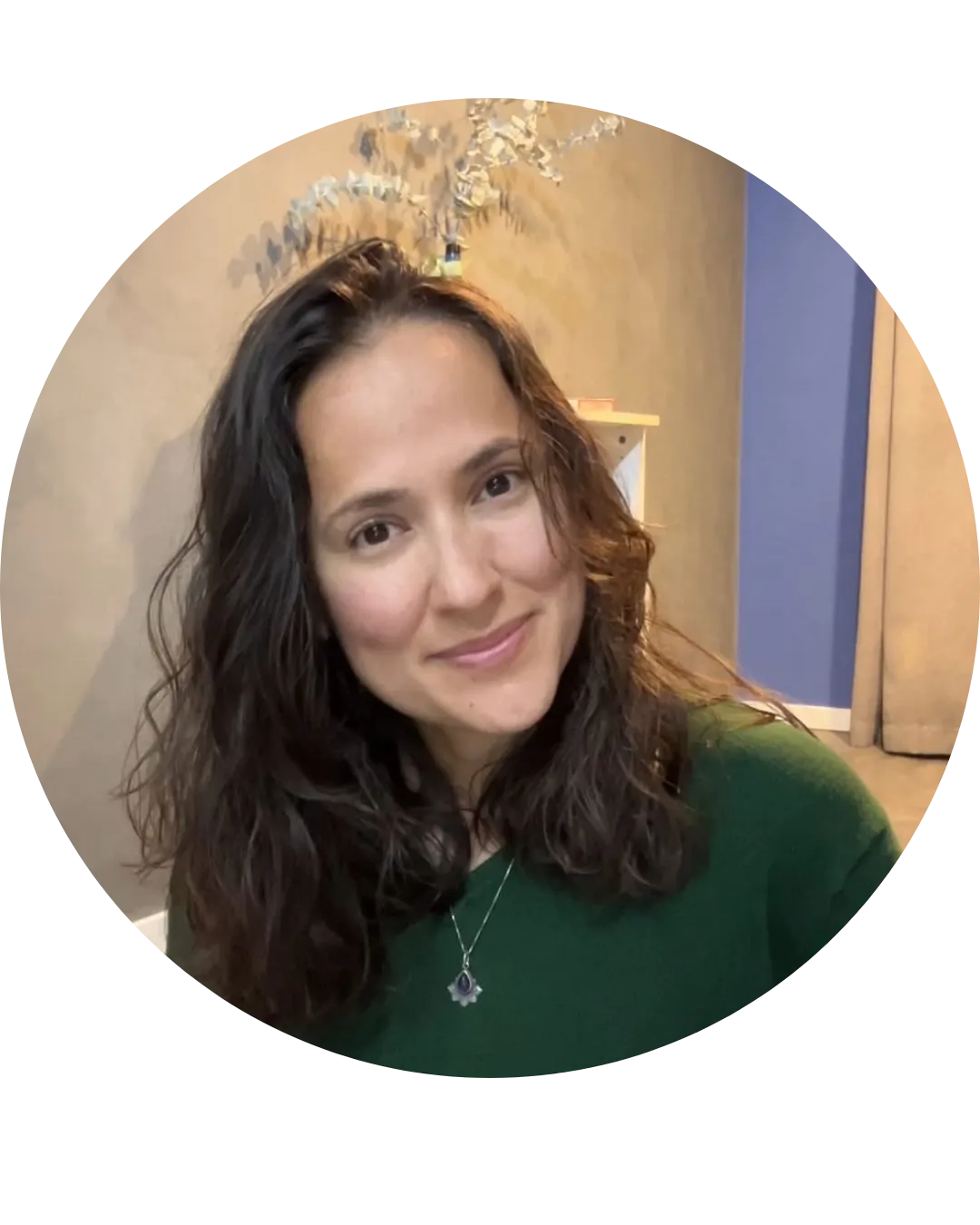 Diana Oz instructora de yoga programa El Mapa de tu Propio Cuerpo