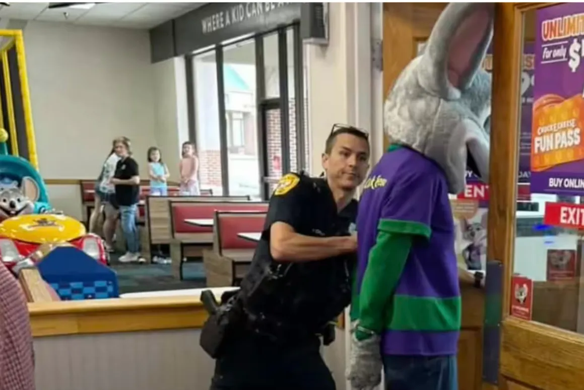 Incident at Chuck E Cheese