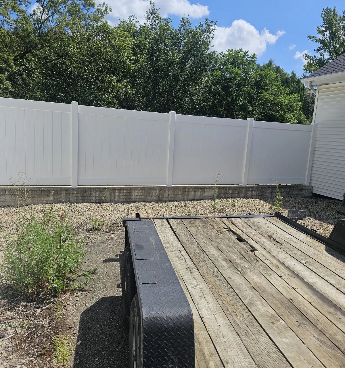 Vinyl Fence Contractor