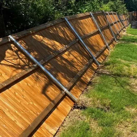 Fence contractor near me Brantford On