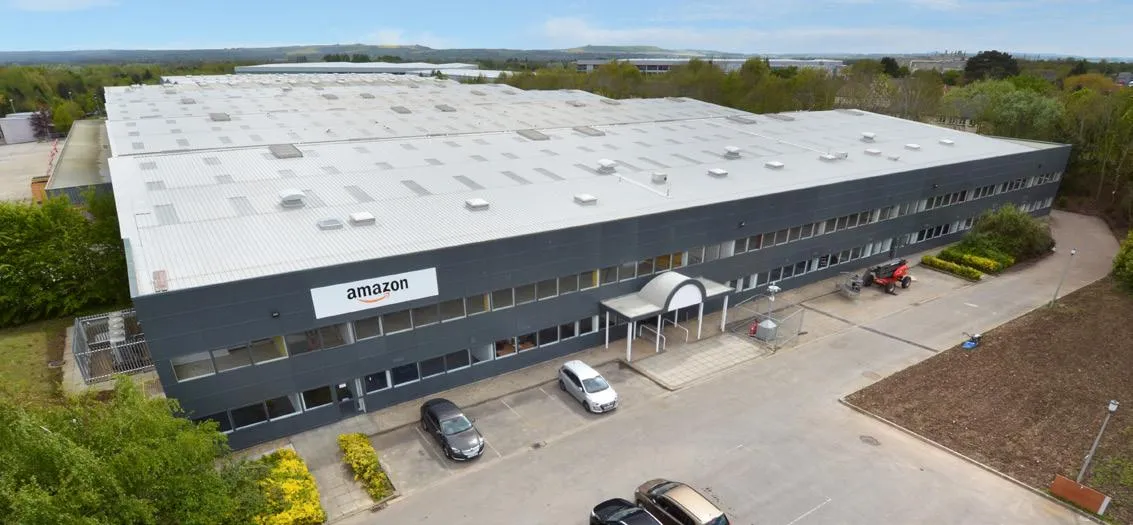 Piranha Parcels Swindon Depot