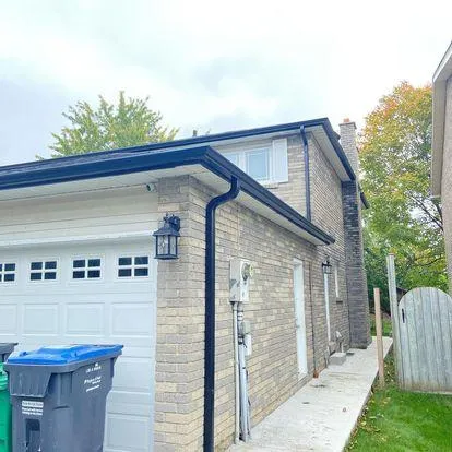 eavestrough repair and cleaning, Mississauga ON