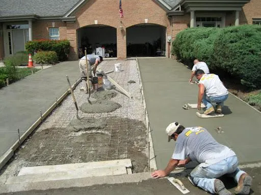 concrete driveway, Vaughan ON