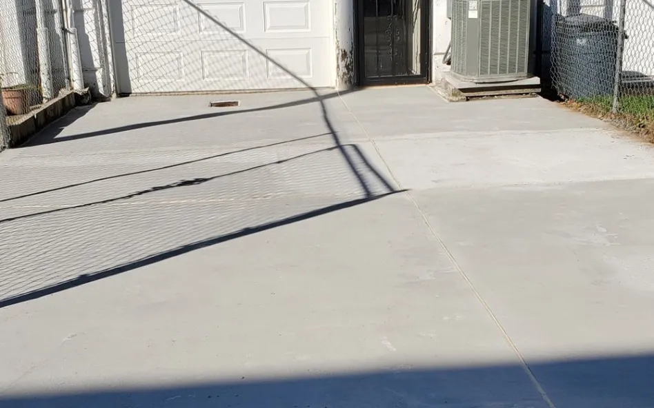 Cherry Hill Concrete builds and installs driveway
