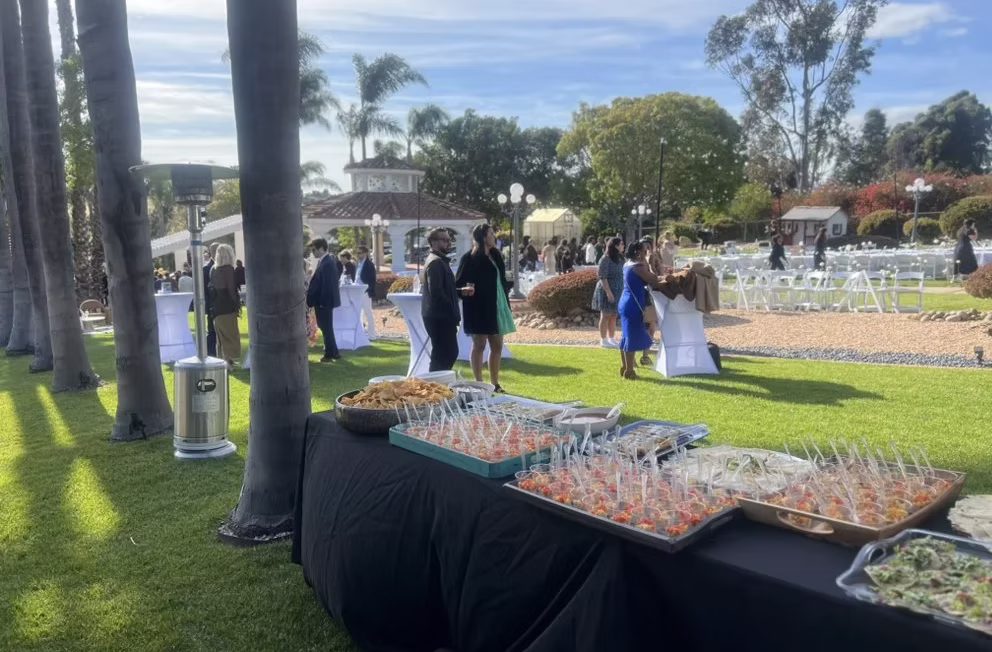 buffet style wedding catering.webp