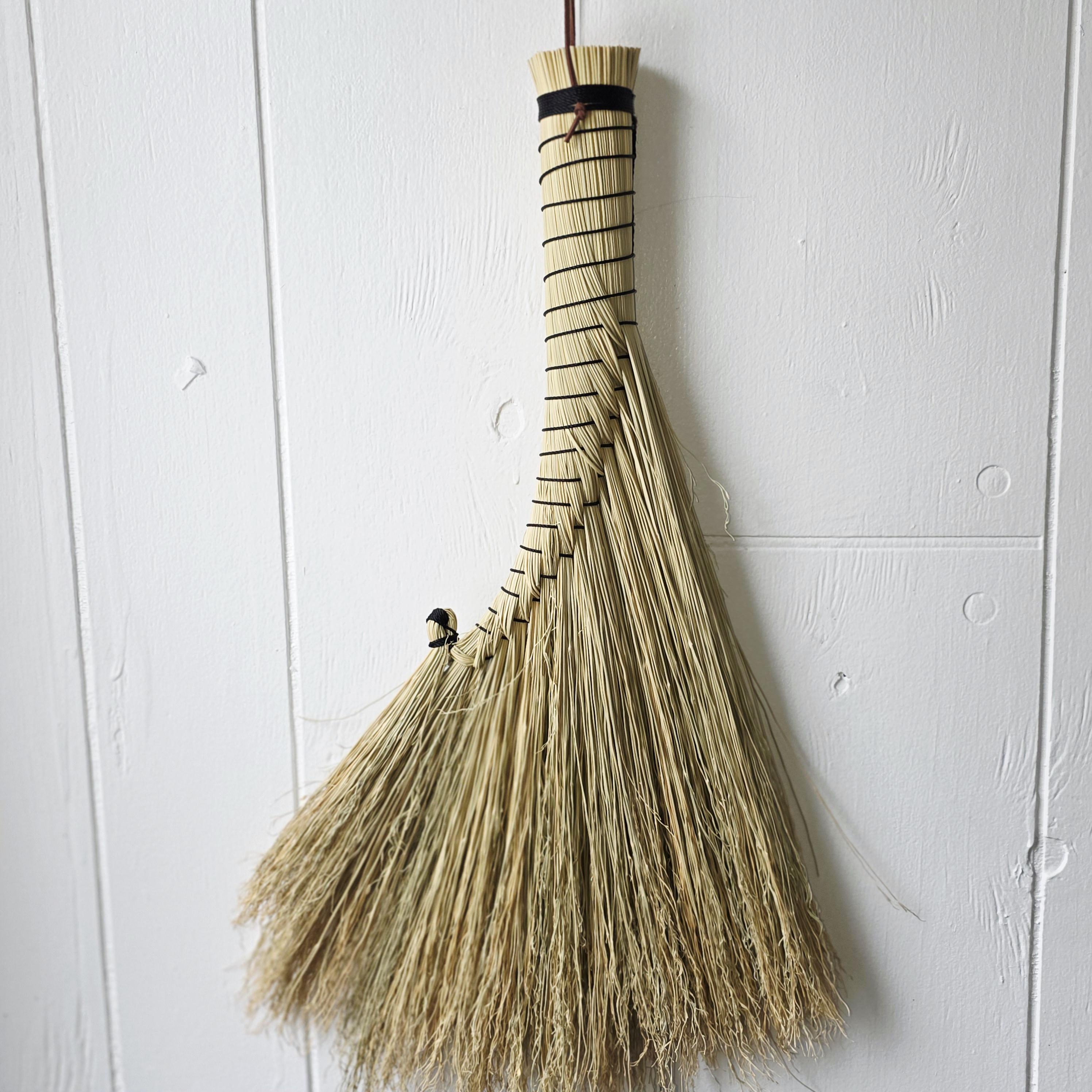 Braided Rooster Tail Broom Project Photo