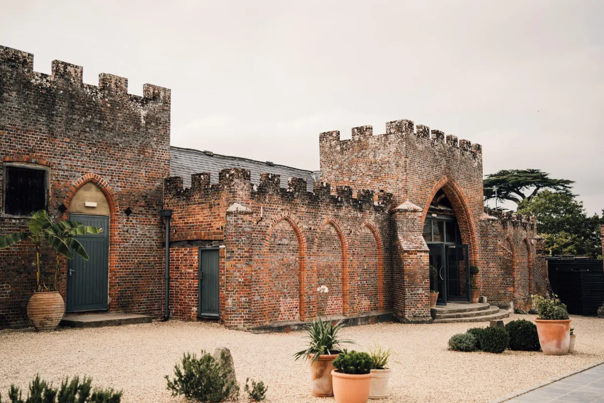 20 Questions to Ask Your Wedding Venue Before You Sign Anything