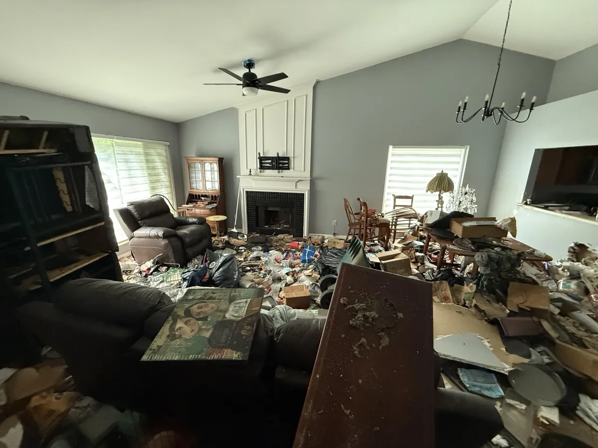 Another hoarder ouse in South Austin 78749